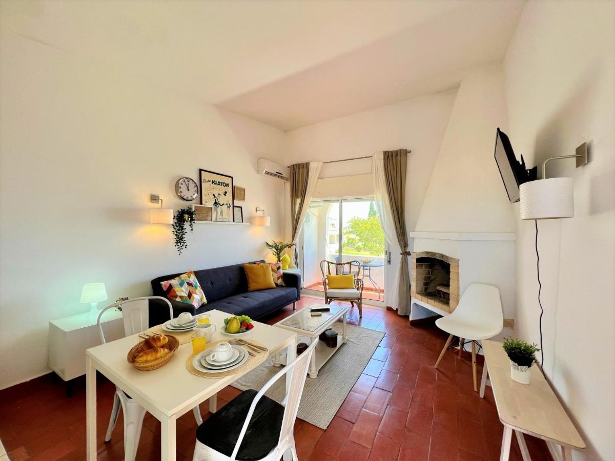 Armacao De Pera Twins 1 By Homing Apartment Exterior foto