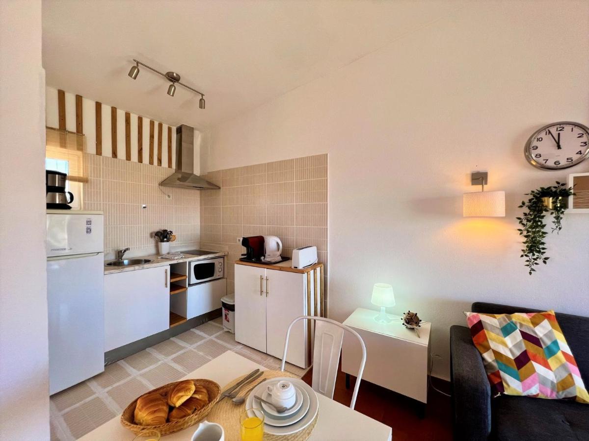 Armacao De Pera Twins 1 By Homing Apartment Exterior foto
