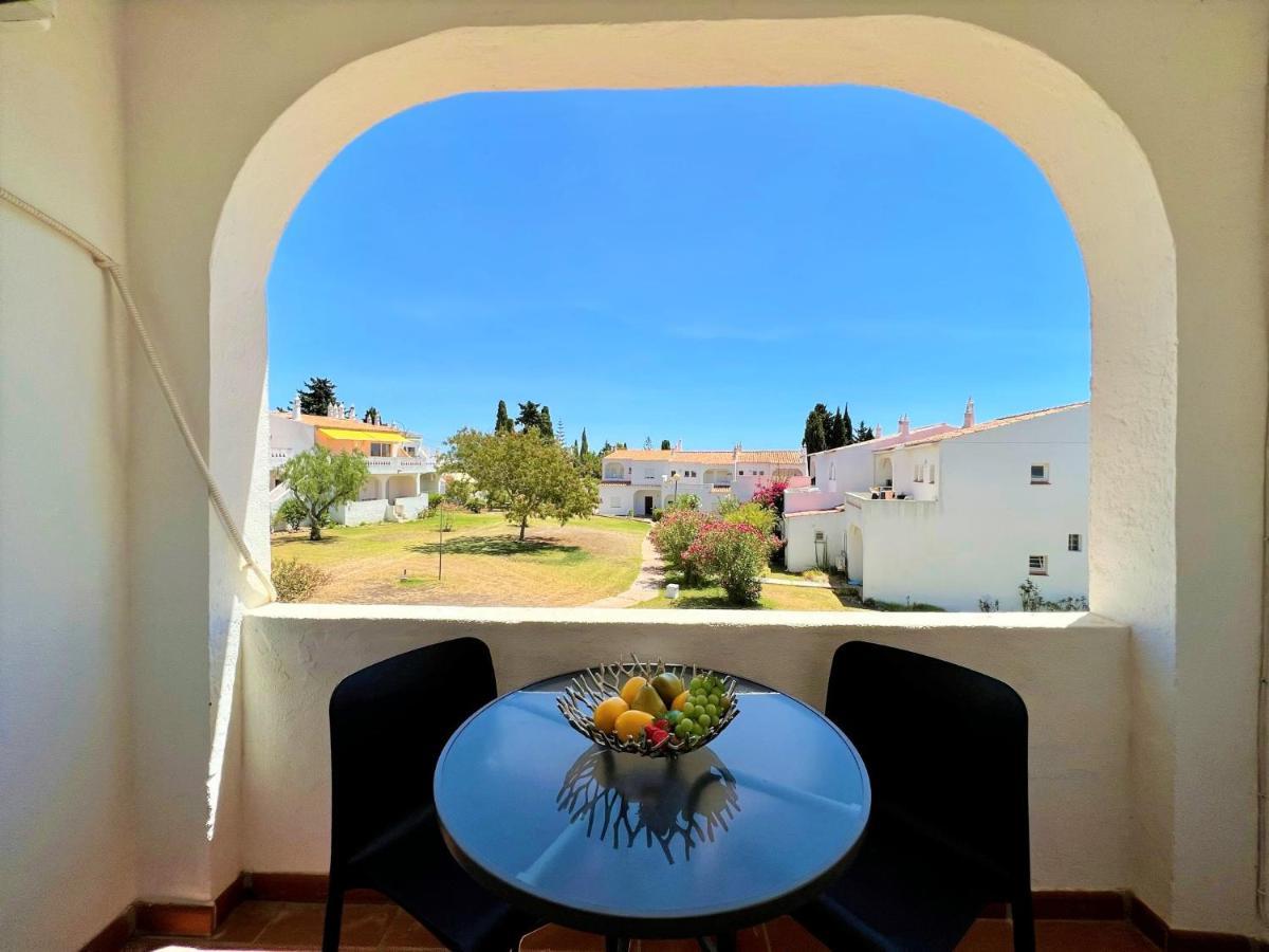 Armacao De Pera Twins 1 By Homing Apartment Exterior foto