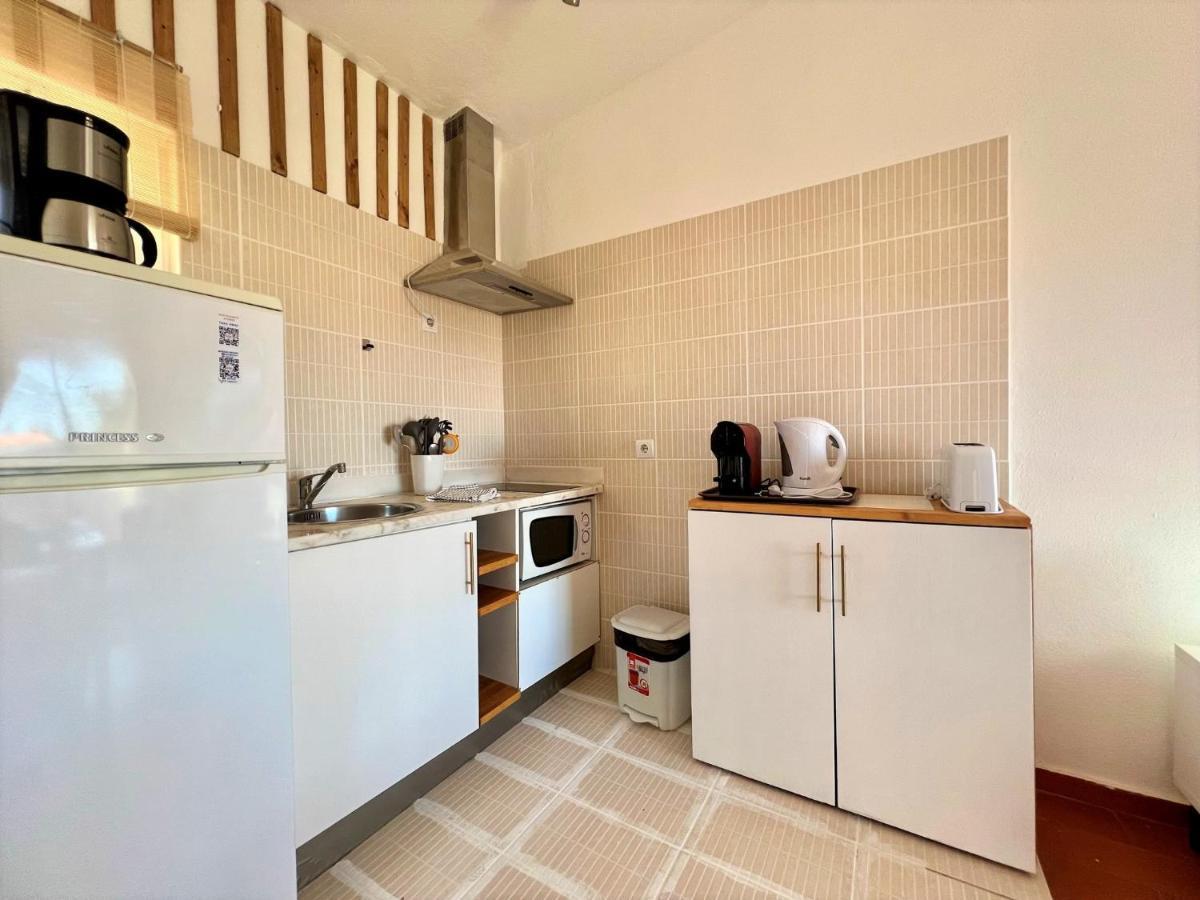 Armacao De Pera Twins 1 By Homing Apartment Exterior foto
